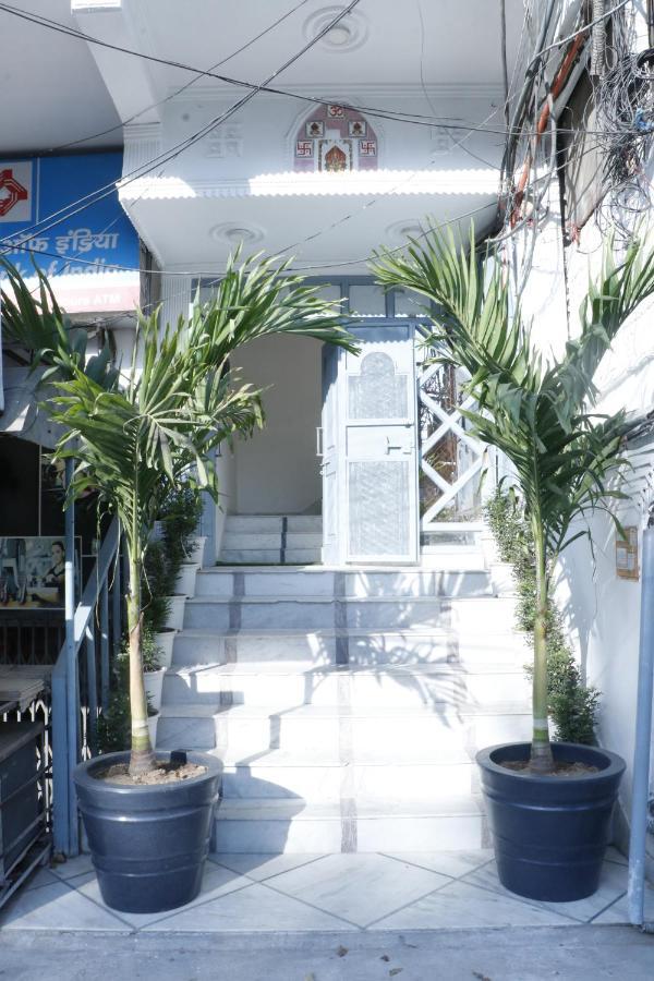 Gallivanto Inn - Rohini Δελχί Εξωτερικό φωτογραφία